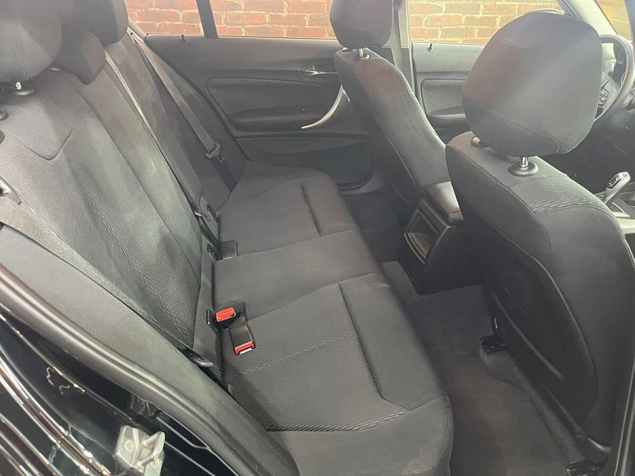 BMW 1 серии, 2013г., задний привод, автомат