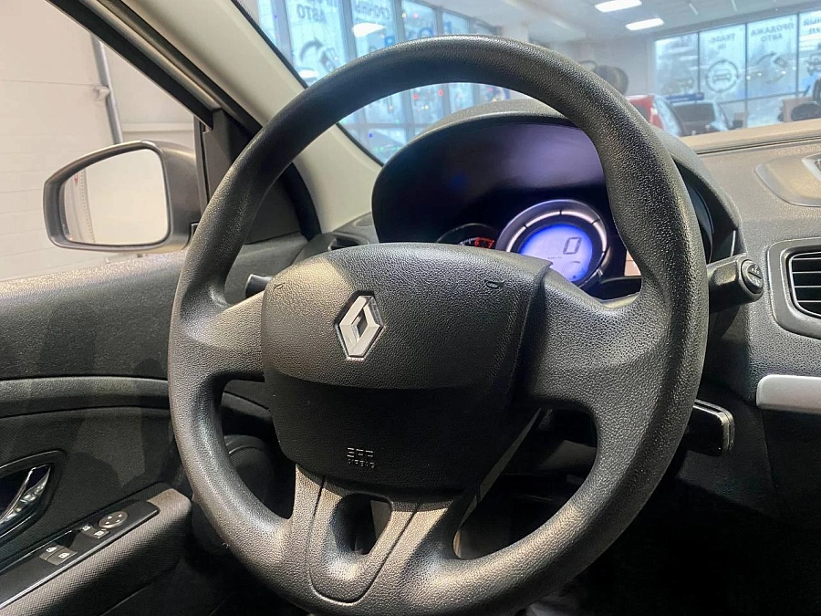 Renault Megane, 2014г., передний привод, механика