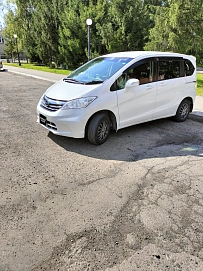 Honda Freed, 2014г, передний привод, вариатор