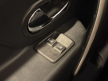 Renault Logan, 2021г, передний привод, автомат