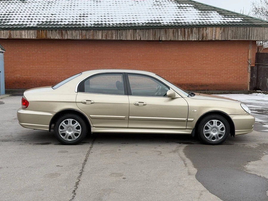 Hyundai Sonata, 2005г., передний привод, механика