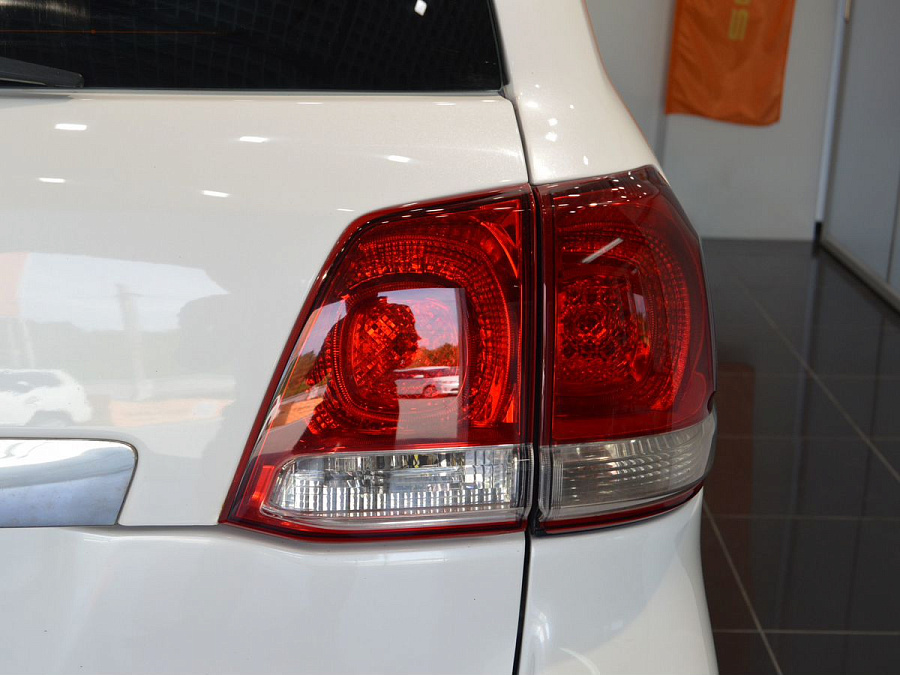 Toyota Land Cruiser, 2011г., полный привод, автомат
