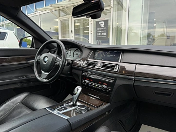 BMW 7 серии, 2014г., полный привод, автомат