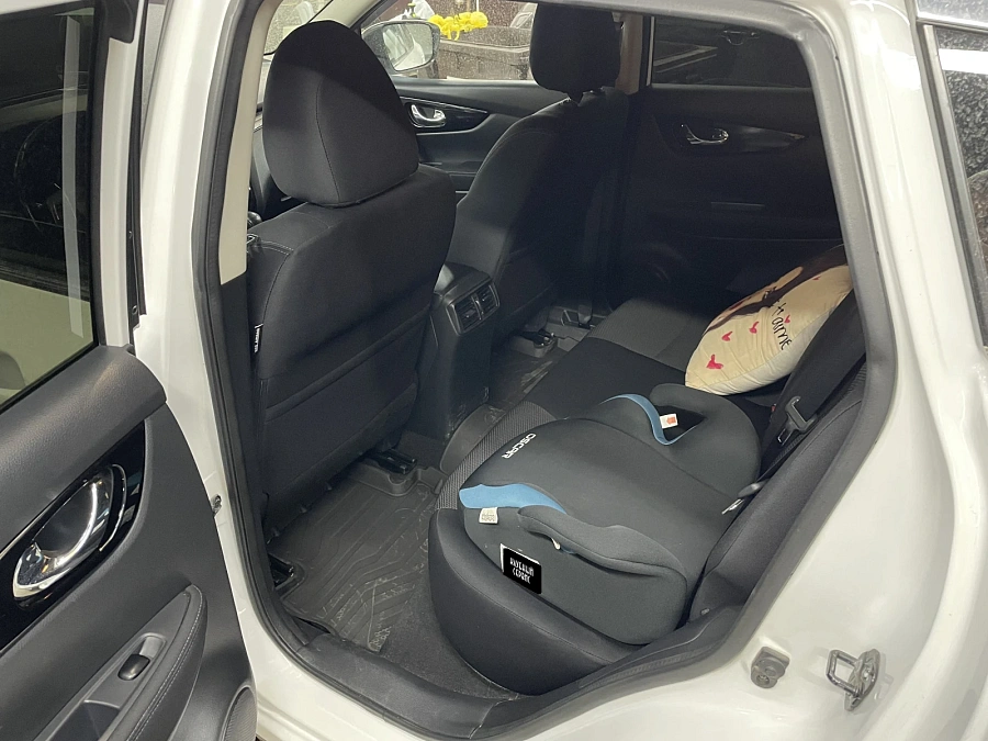 Nissan Qashqai, 2016г., полный привод, вариатор