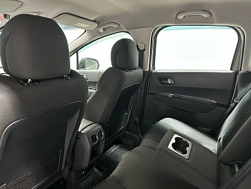 Peugeot 3008, 2014г, передний привод, робот