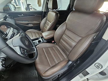 Kia Sorento, 2016г, полный привод, автомат