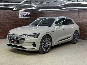 Audi e-tron, 2019г, полный привод, автомат