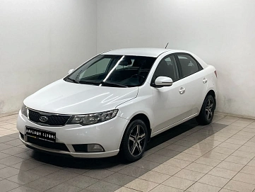Kia Cerato, 2011г, передний привод, автомат