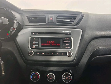 Kia Rio, 2015г, передний привод, механика