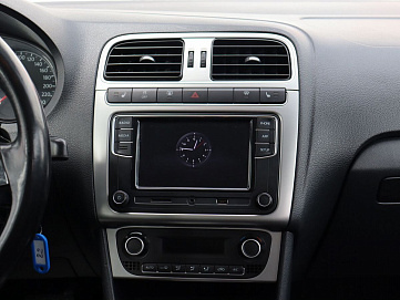 Volkswagen Polo, 2017г, передний привод, робот