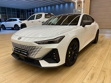 Changan UNI-V, 2023г, передний привод, робот