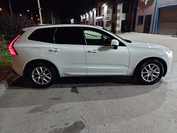 Volvo XC60, 2018г, полный привод, автомат