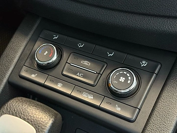 FAW Besturn X40, 2019г, передний привод, автомат