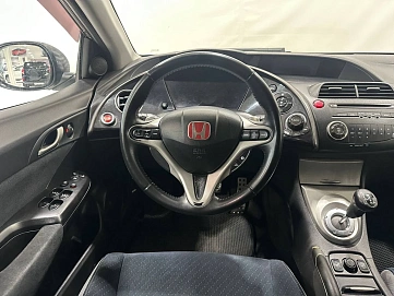 Honda Civic, 2008г, передний привод, робот