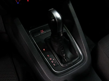 Volkswagen Jetta, 2015г, передний привод, автомат