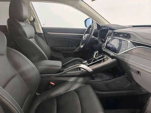 Geely Atlas Pro, 2023г, полный привод, робот