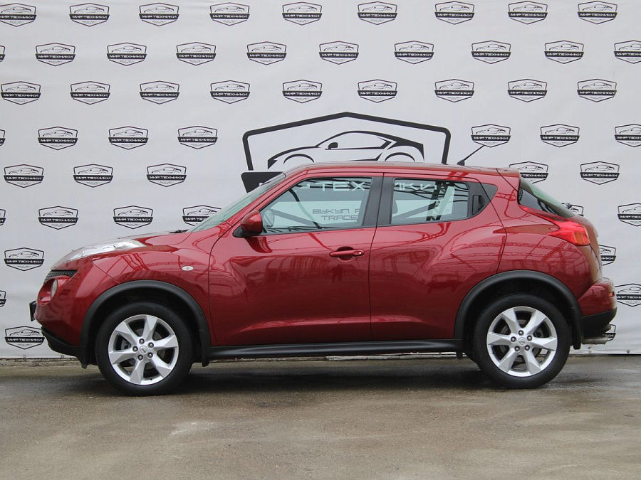 Nissan Juke, 2011г., передний привод, вариатор