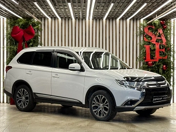 Mitsubishi Outlander, 2018г, передний привод, вариатор