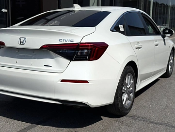 Honda Civic, 2023г, передний привод, вариатор