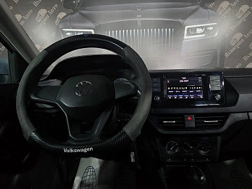 Volkswagen Polo, 2021г, передний привод, автомат