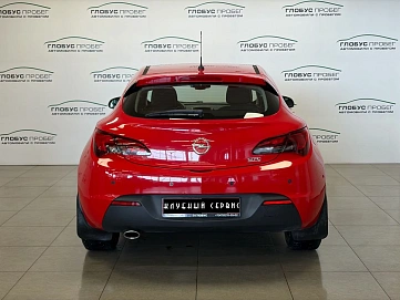 Opel Astra, 2013г, передний привод, автомат