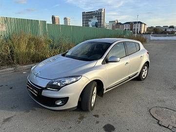 Renault Megane, 2013г, передний привод, вариатор