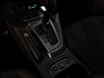 Ford Focus, 2014г, передний привод, робот