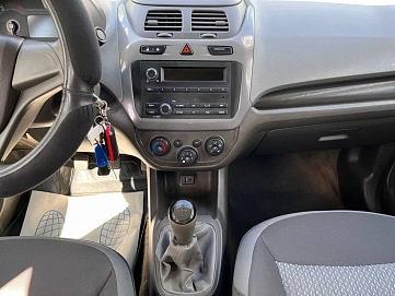 Chevrolet Cobalt, 2021г, передний привод, механика
