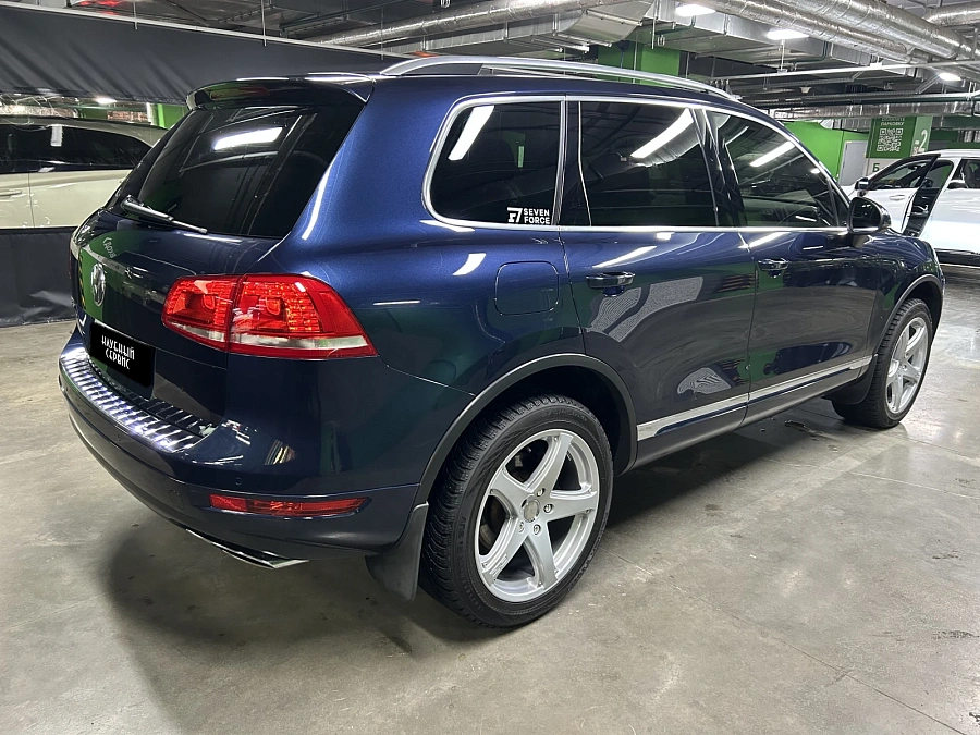 Volkswagen Touareg, 2013г., полный привод, автомат