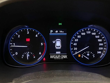 Hyundai Kona, 2018г, передний привод, робот