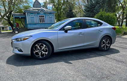 Mazda 3, 2018г, передний привод, автомат