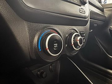 Kia Rio, 2013г., передний привод, механика