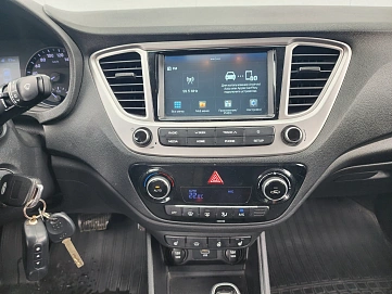 Hyundai Solaris, 2019г, передний привод, автомат
