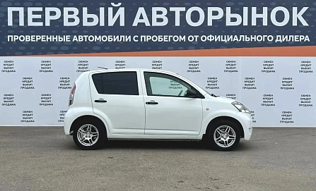 Daihatsu Sirion, 2008г., передний привод, автомат