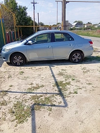 Toyota Belta, 2010г, передний привод, вариатор