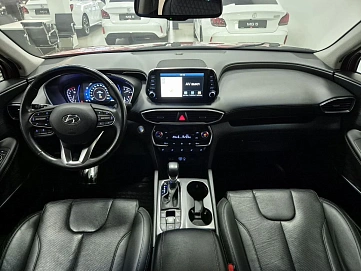 Hyundai Santa Fe, 2018г, полный привод, автомат