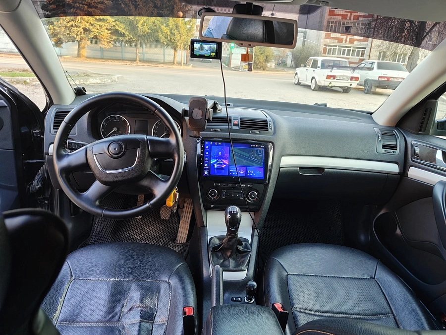 Skoda Octavia, 2011г., передний привод, механика