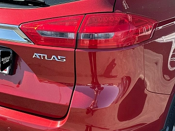 Geely Atlas, 2019г, передний привод, автомат