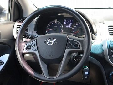 Hyundai Solaris, 2014г, передний привод, автомат