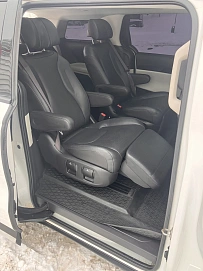 Kia Carnival, 2022г, передний привод, автомат