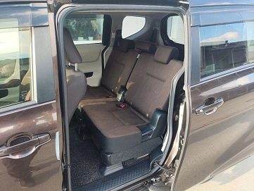 Toyota Sienta, 2016г, передний привод, вариатор