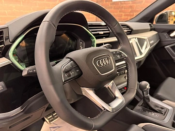 Audi Q3, 2025г, полный привод, робот