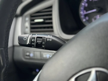 Hyundai Sonata, 2019г, передний привод, автомат