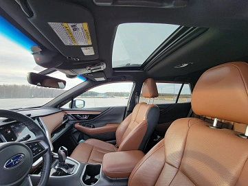 Subaru Outback, 2021г, полный привод, вариатор