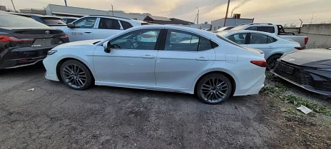 Toyota Camry, 2026г, передний привод, вариатор