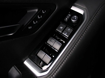 Toyota Land Cruiser, 2021г., полный привод, автомат