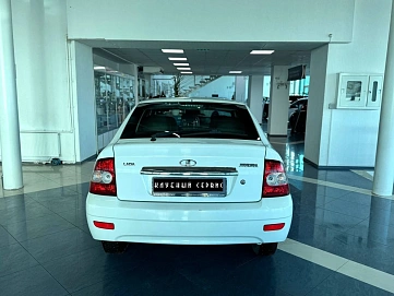 Lada (ВАЗ) Priora, 2010г, передний привод, механика