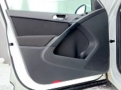 Volkswagen Tiguan, 2014г., передний привод, робот