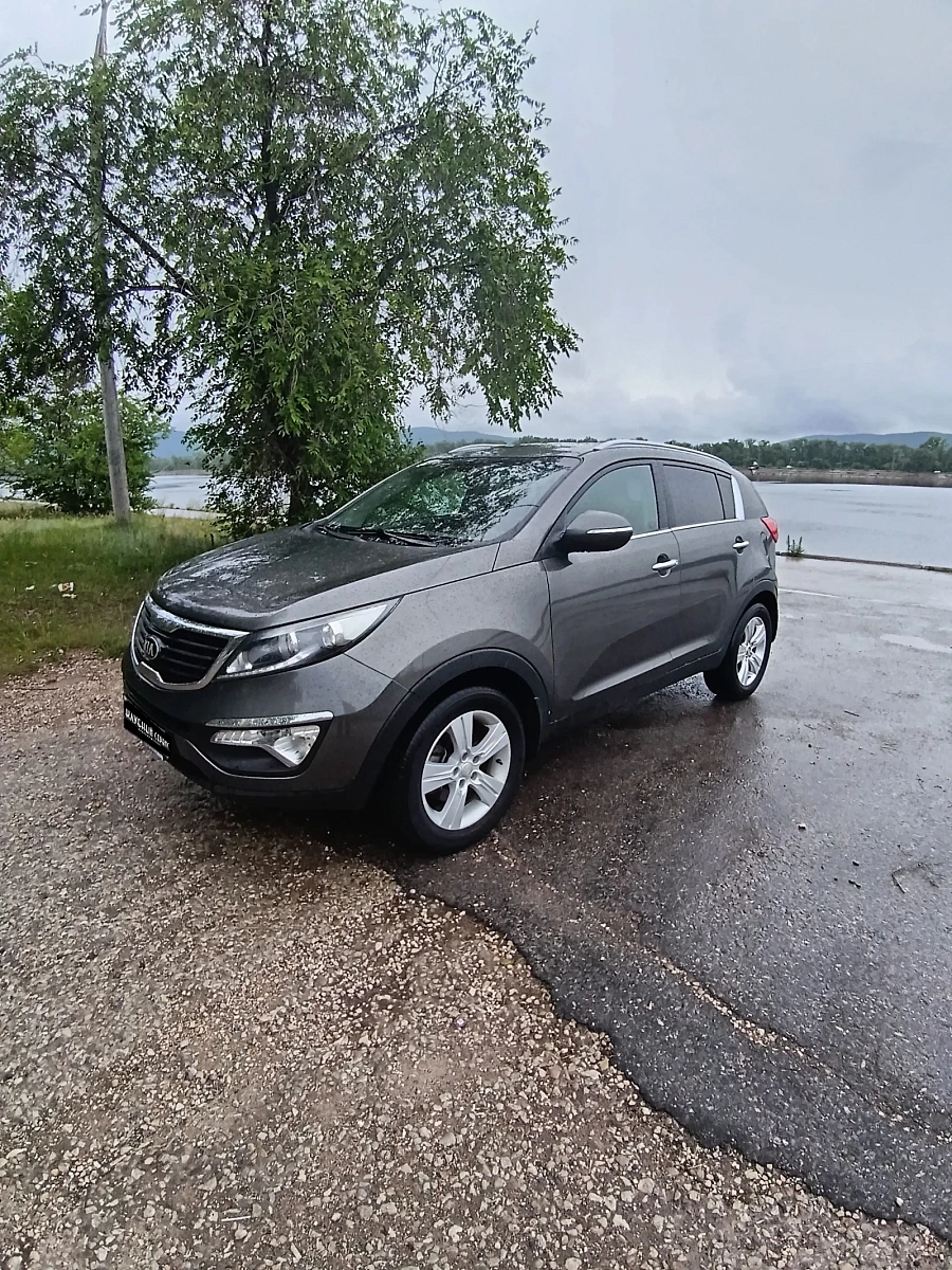 Kia Sportage, 2012г., передний привод, автомат