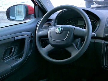 Skoda Fabia, 2011г, передний привод, механика